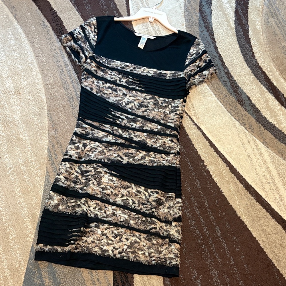 Diane Von Furstenberg Black and Pink Mini Dress